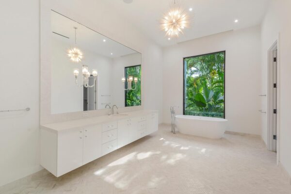 7677-Stonehaven-Ln-Boca-Raton-print-034-59-Master-Bath-4200x2800-300dpi
